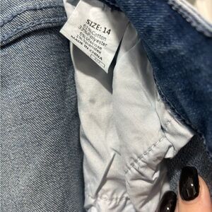 Size 14 jeans worn for maternity pics for an hour